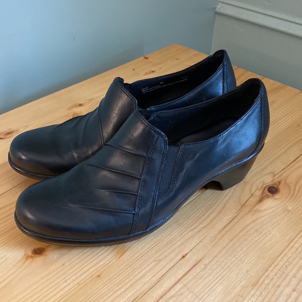 Clarks Partridge Woman’s Slip on Shoe